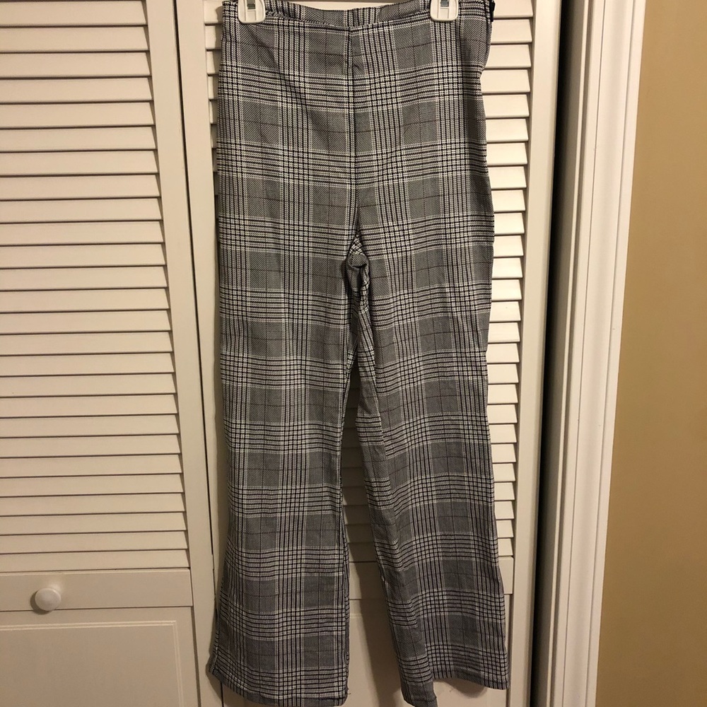 H&M houndstooth flare ankle pants